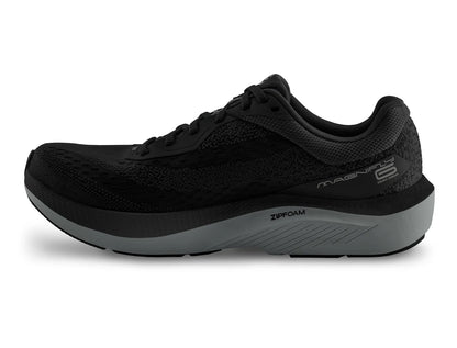 Topo Men's Magnifly 6 (Black/Charcoal)