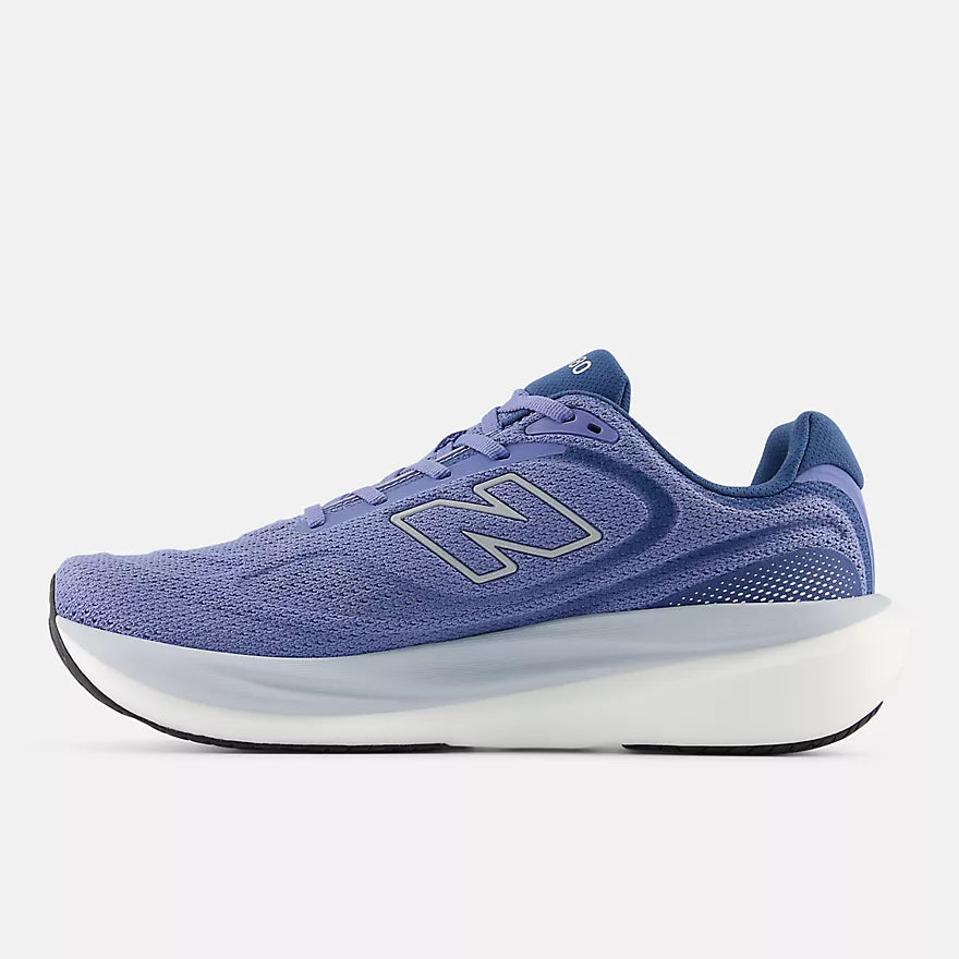 New Balance Men's 860 v15 Blue running shoe with New Balance logo on a white background